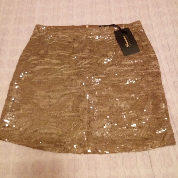 Sequin Mini skirt size medium - Picture 4 of 7